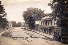 1911 Broadway in Richmond
